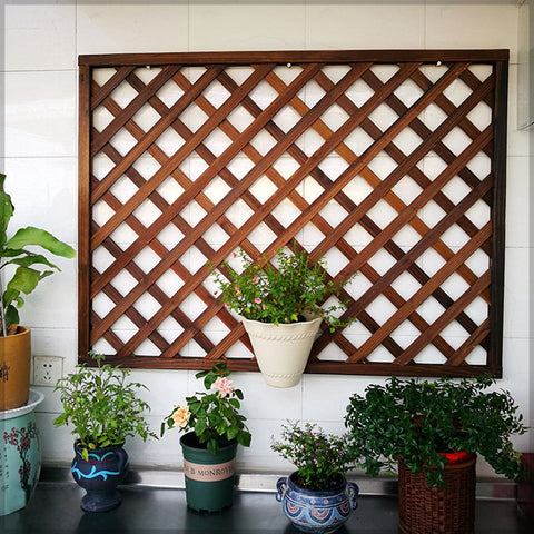 Wooden privacy screen