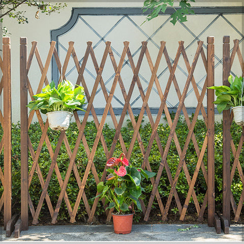 Grid style garden fence