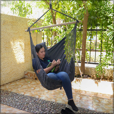 Hanging hammock chair