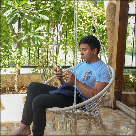 Cushioned swing chair