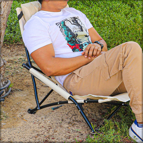 Low height lounge chair