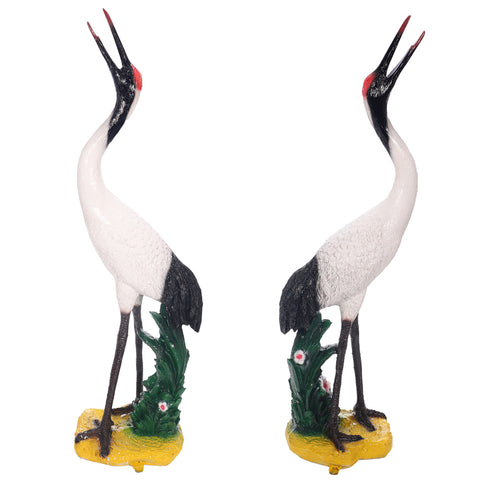 Patio flamingo statue