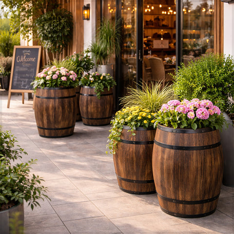 برميل خشبي مزخرف