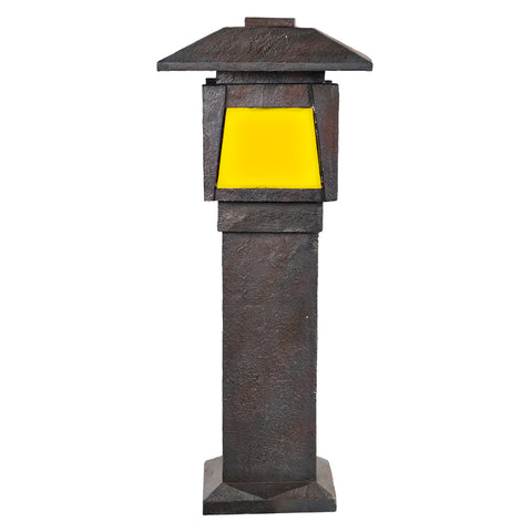 Decorative outdoor lamp