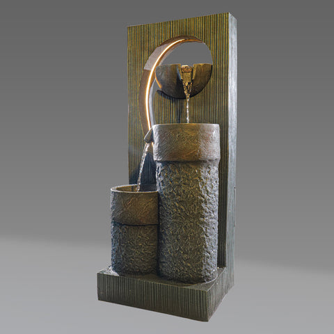 Multi-level water fountain